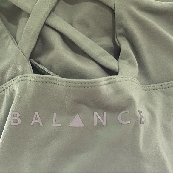 Define top Balance Athletica - Picture 5 of 5